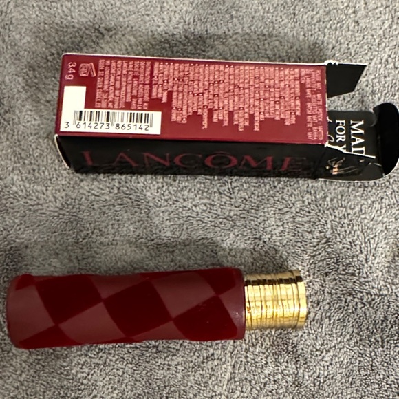 Lancome L'Absolu Rouge Intimate Lipstick - French Touch - Picture 4 of 4